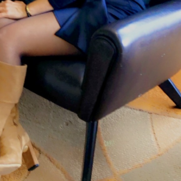 Xs Express Black Satin Skirt like new - Picture 10 of 10